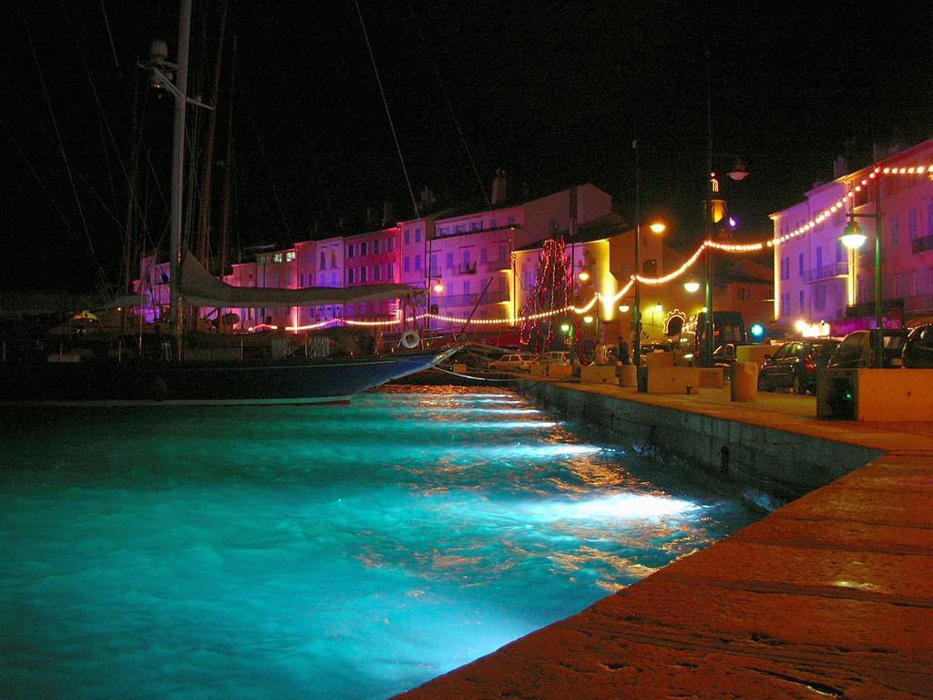Bj Riviera Hotel Гримо Екстериор снимка
