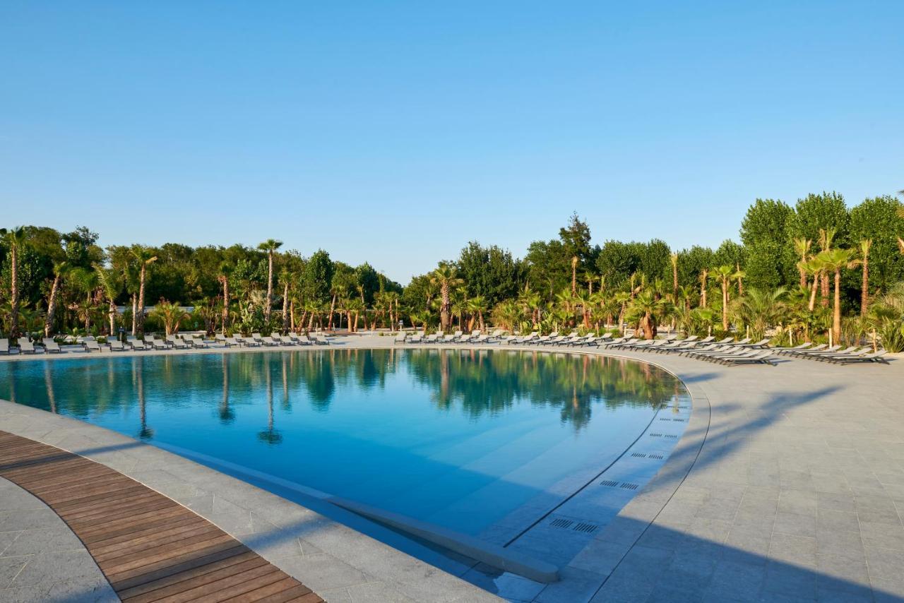 Bj Riviera Hotel Гримо Екстериор снимка